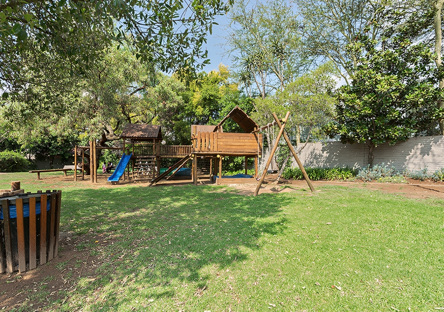 4 Bedroom Property for Sale in Broadacres Gauteng