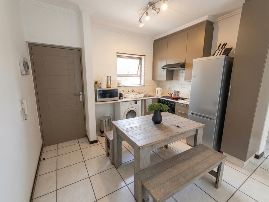 To Let 1 Bedroom Property for Rent in Paulshof Gauteng