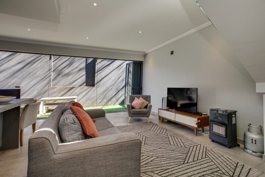 To Let 4 Bedroom Property for Rent in Bryanston Gauteng