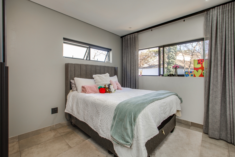 To Let 4 Bedroom Property for Rent in Bryanston Gauteng