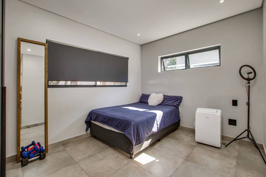 To Let 4 Bedroom Property for Rent in Bryanston Gauteng