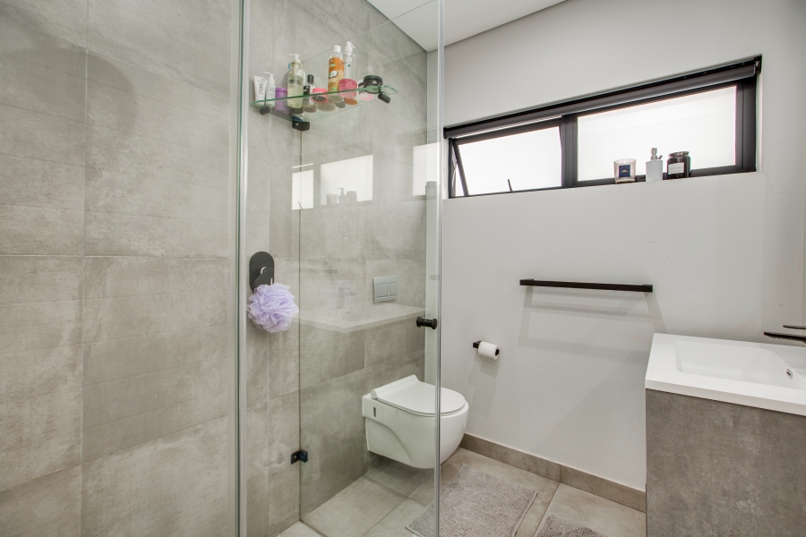 To Let 4 Bedroom Property for Rent in Bryanston Gauteng
