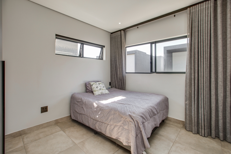 To Let 4 Bedroom Property for Rent in Bryanston Gauteng