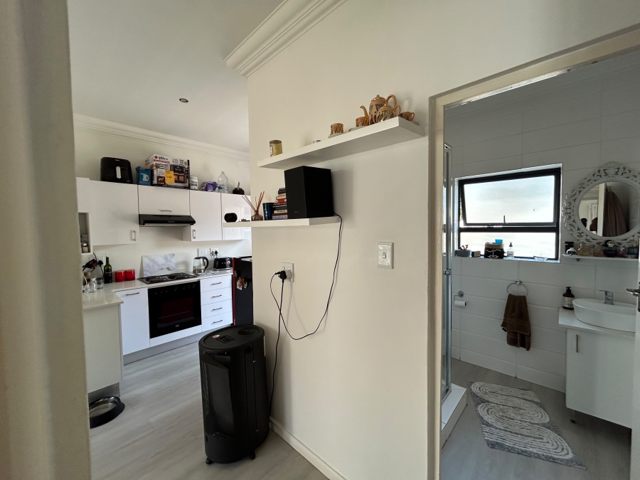 2 Bedroom Property for Sale in Linden Gauteng