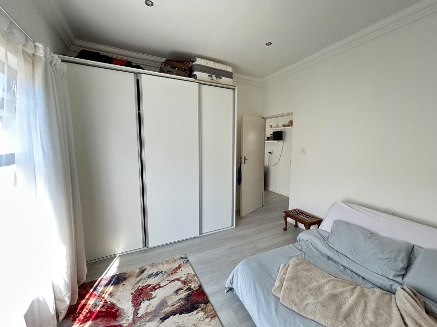 2 Bedroom Property for Sale in Linden Gauteng