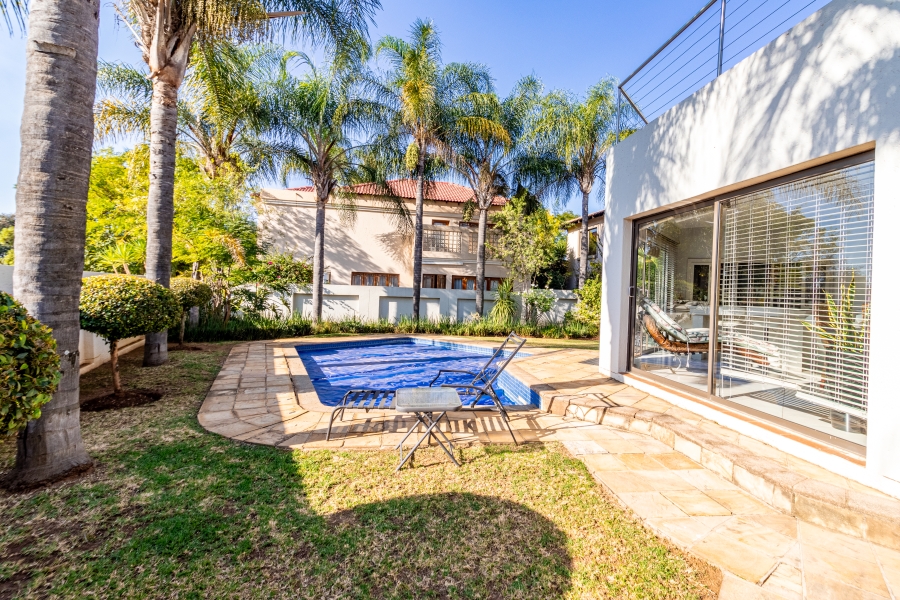 To Let 4 Bedroom Property for Rent in Silver Lakes Golf Estate Gauteng