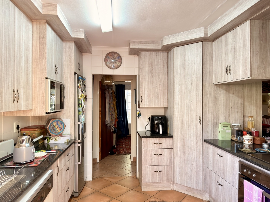 3 Bedroom Property for Sale in Val de Grace Gauteng