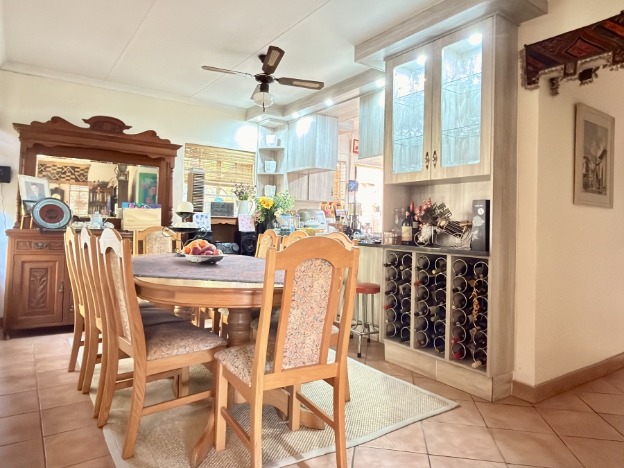 3 Bedroom Property for Sale in Val de Grace Gauteng