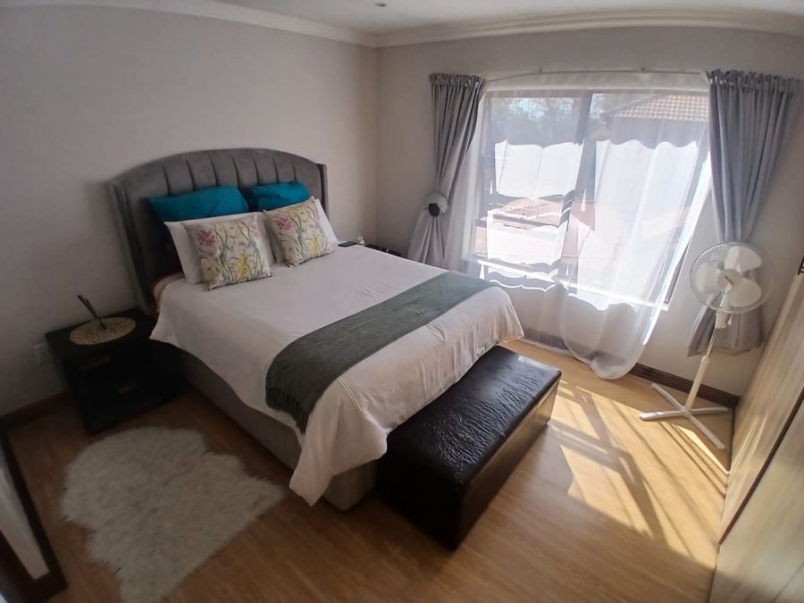 To Let 3 Bedroom Property for Rent in Equestria Gauteng
