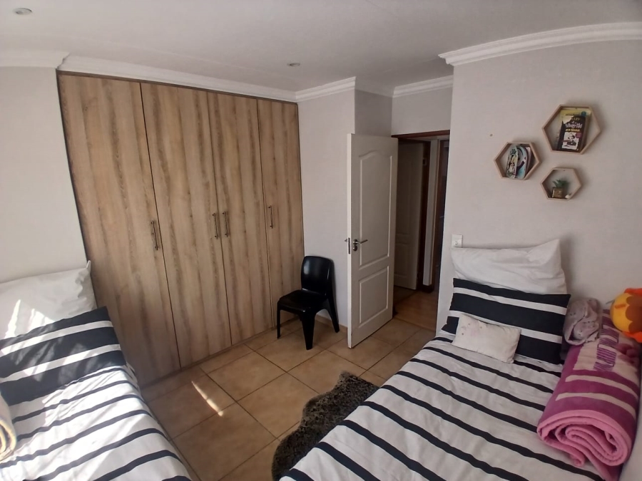 To Let 3 Bedroom Property for Rent in Equestria Gauteng