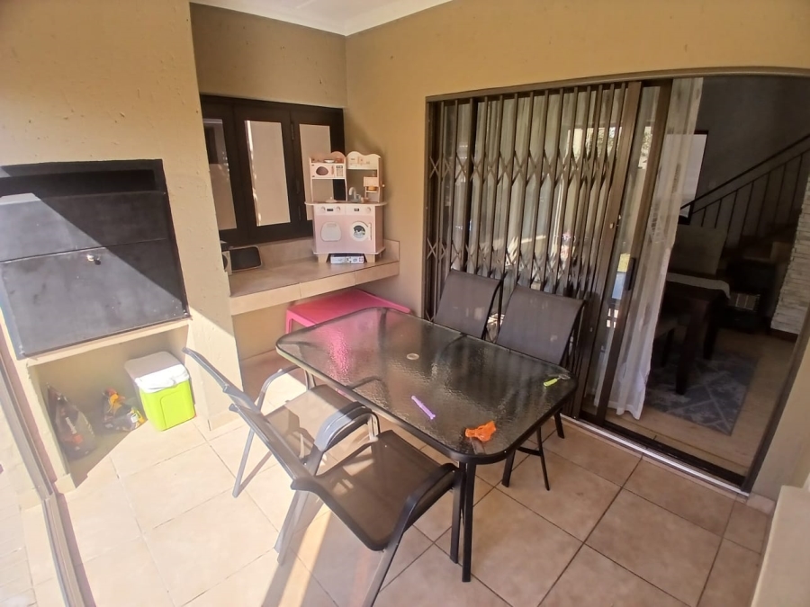 To Let 3 Bedroom Property for Rent in Equestria Gauteng