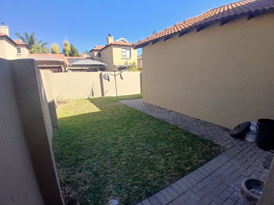 To Let 3 Bedroom Property for Rent in Equestria Gauteng