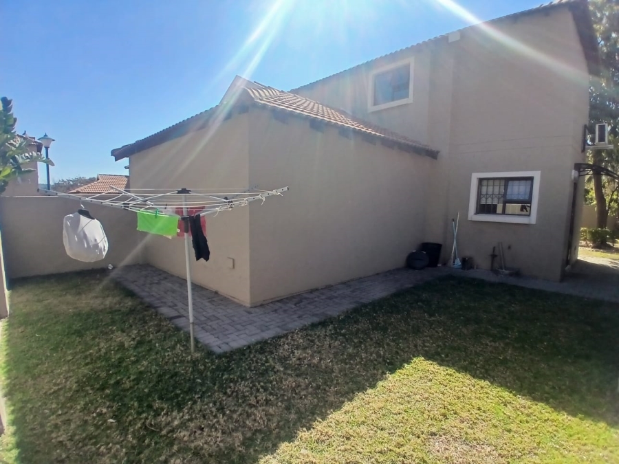 To Let 3 Bedroom Property for Rent in Equestria Gauteng