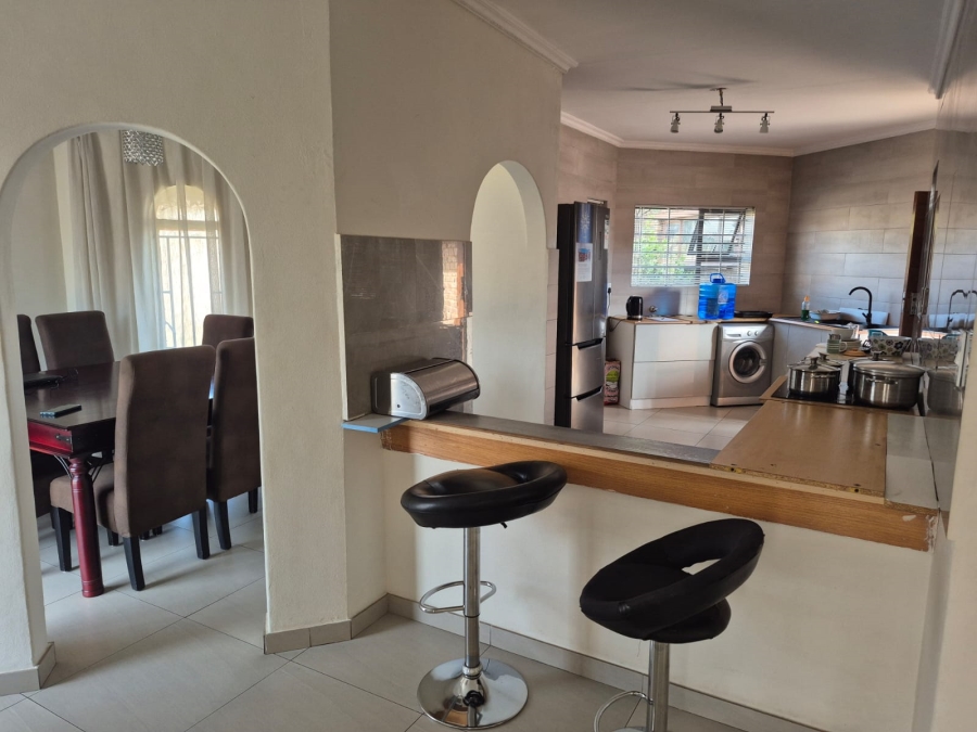 3 Bedroom Property for Sale in Birchleigh North Gauteng