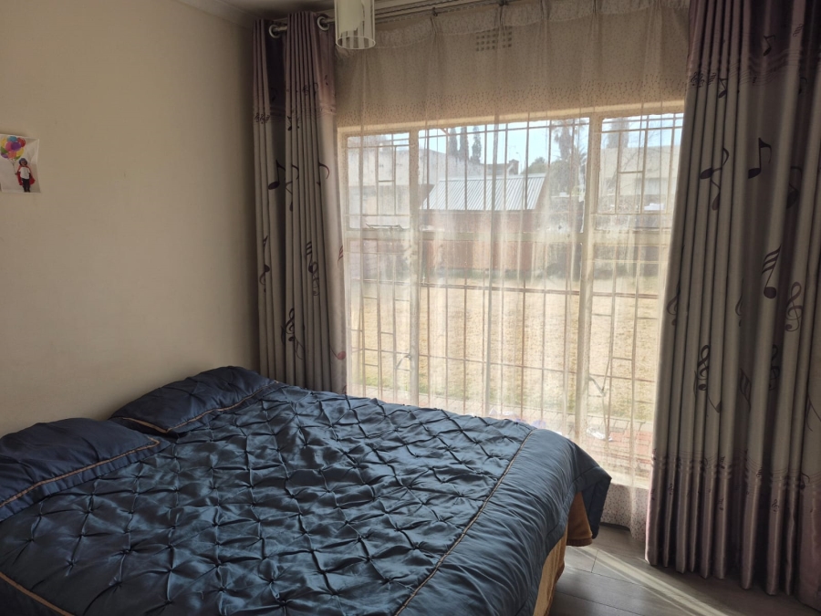3 Bedroom Property for Sale in Birchleigh North Gauteng