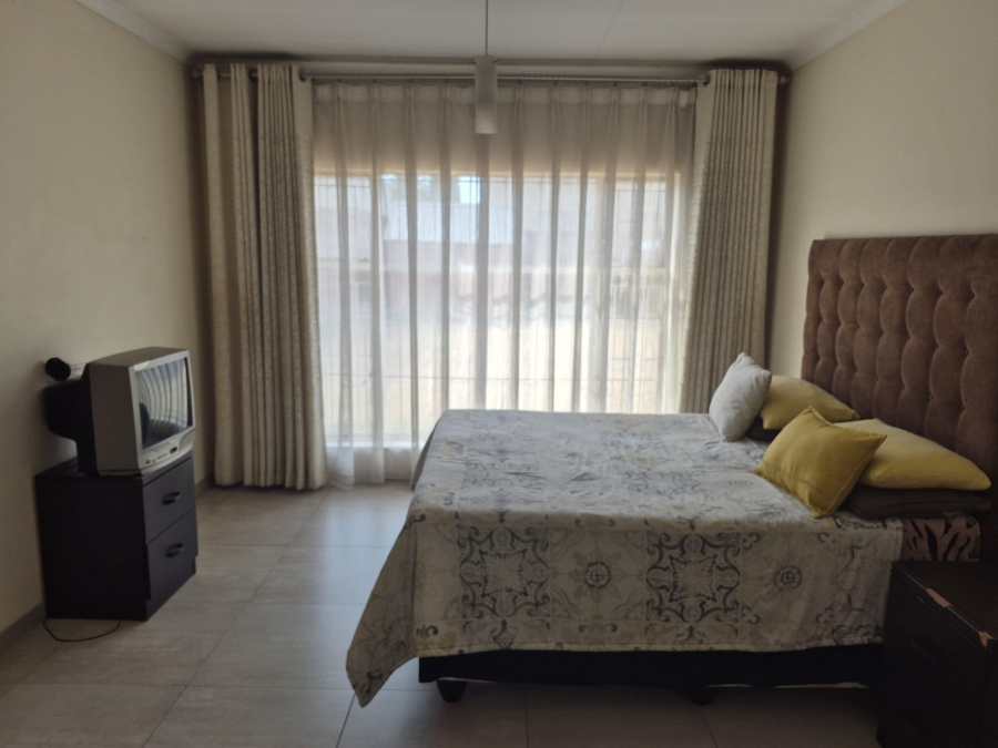 3 Bedroom Property for Sale in Birchleigh North Gauteng
