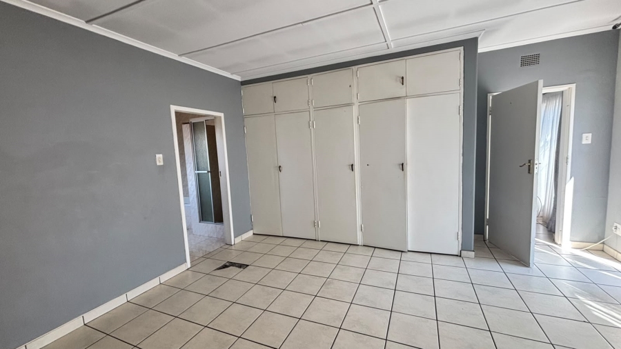 4 Bedroom Property for Sale in Benoni Central Gauteng