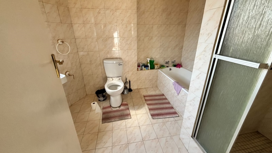 4 Bedroom Property for Sale in Benoni Central Gauteng