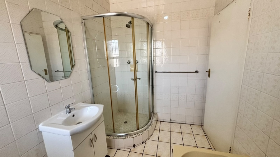 4 Bedroom Property for Sale in Benoni Central Gauteng