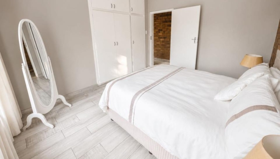 4 Bedroom Property for Sale in Glen Marais Gauteng