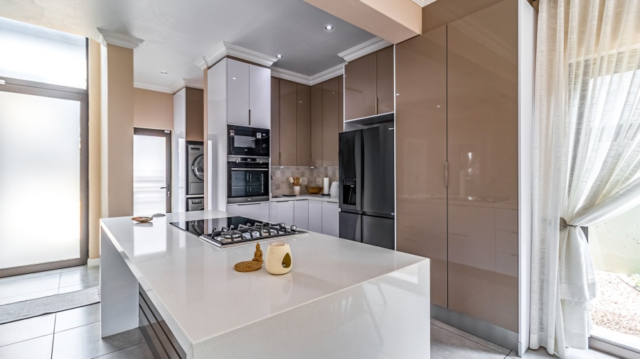 3 Bedroom Property for Sale in Bedfordview Gauteng