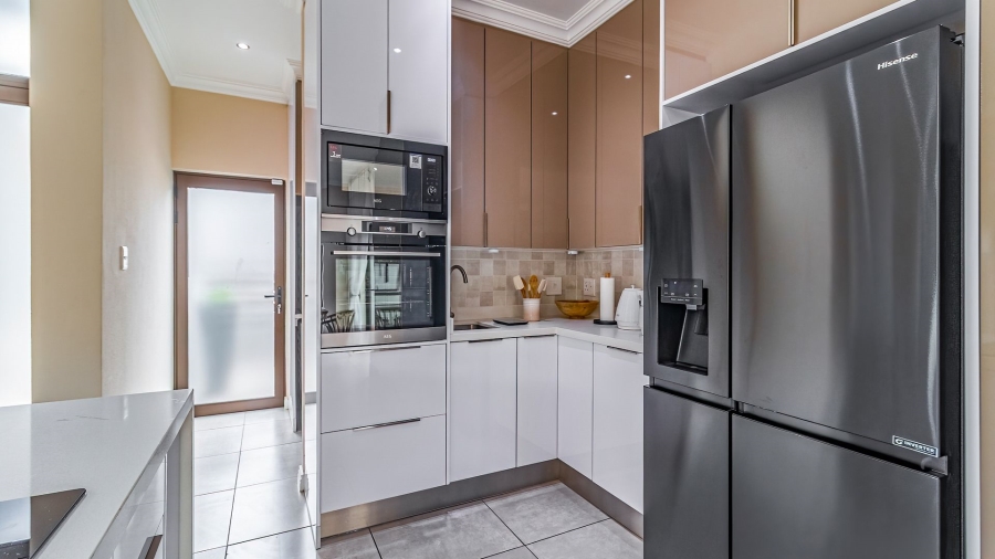 3 Bedroom Property for Sale in Bedfordview Gauteng