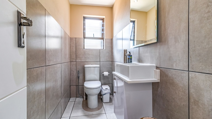 3 Bedroom Property for Sale in Bedfordview Gauteng