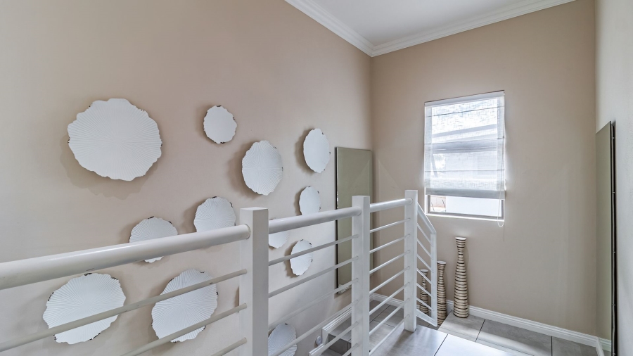 3 Bedroom Property for Sale in Bedfordview Gauteng