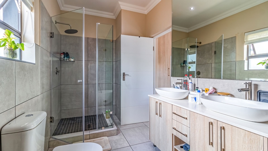 3 Bedroom Property for Sale in Bedfordview Gauteng