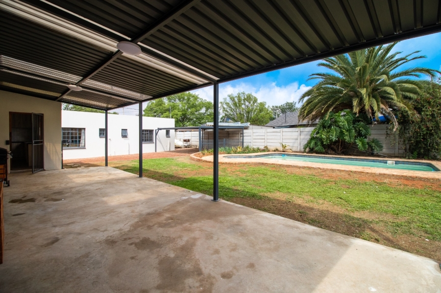 3 Bedroom Property for Sale in Northmead Gauteng