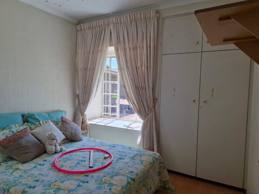 4 Bedroom Property for Sale in Dalpark Gauteng