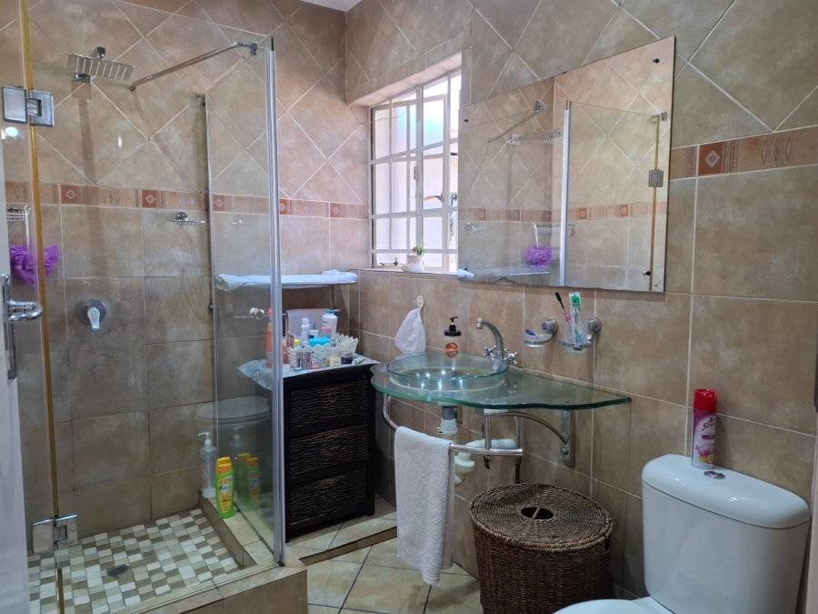 4 Bedroom Property for Sale in Dalpark Gauteng