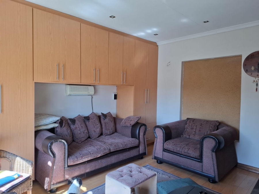 4 Bedroom Property for Sale in Dalpark Gauteng
