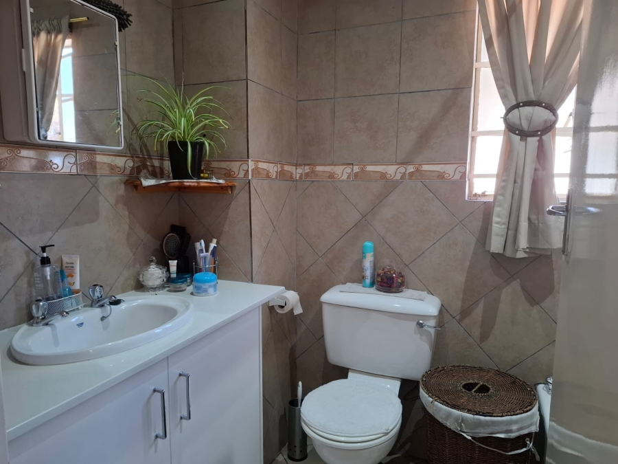 4 Bedroom Property for Sale in Dalpark Gauteng