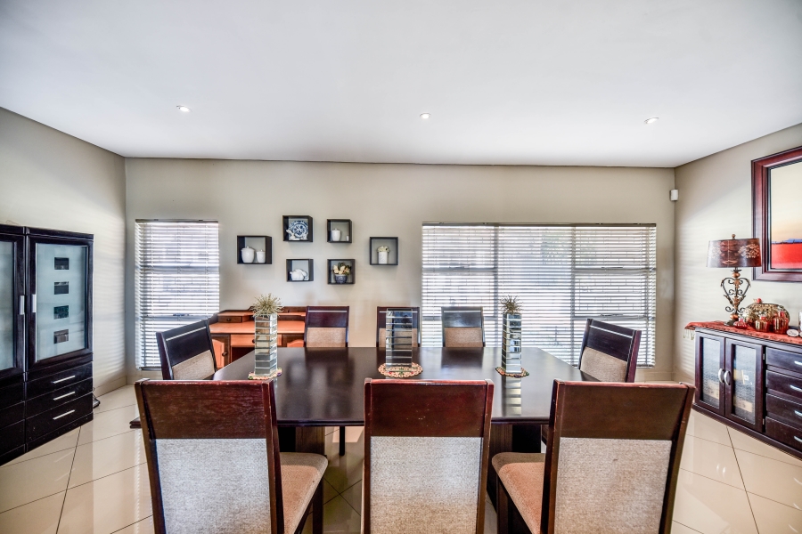 4 Bedroom Property for Sale in Waterkloof Glen Gauteng