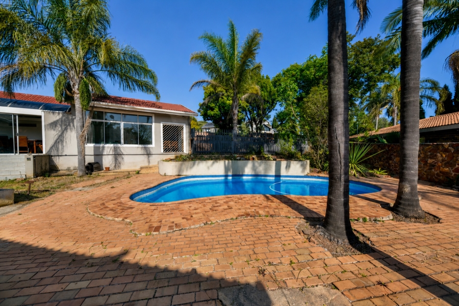 4 Bedroom Property for Sale in Waterkloof Glen Gauteng