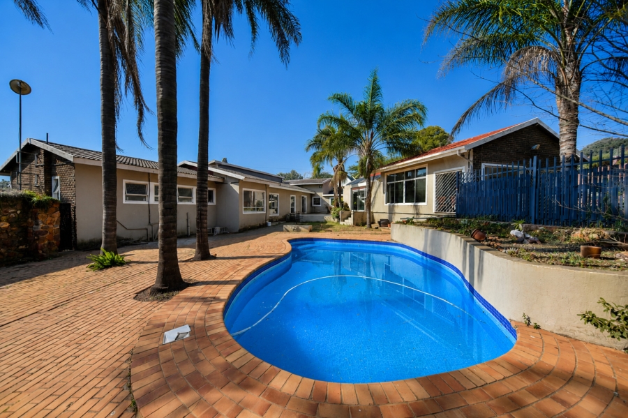 4 Bedroom Property for Sale in Waterkloof Glen Gauteng