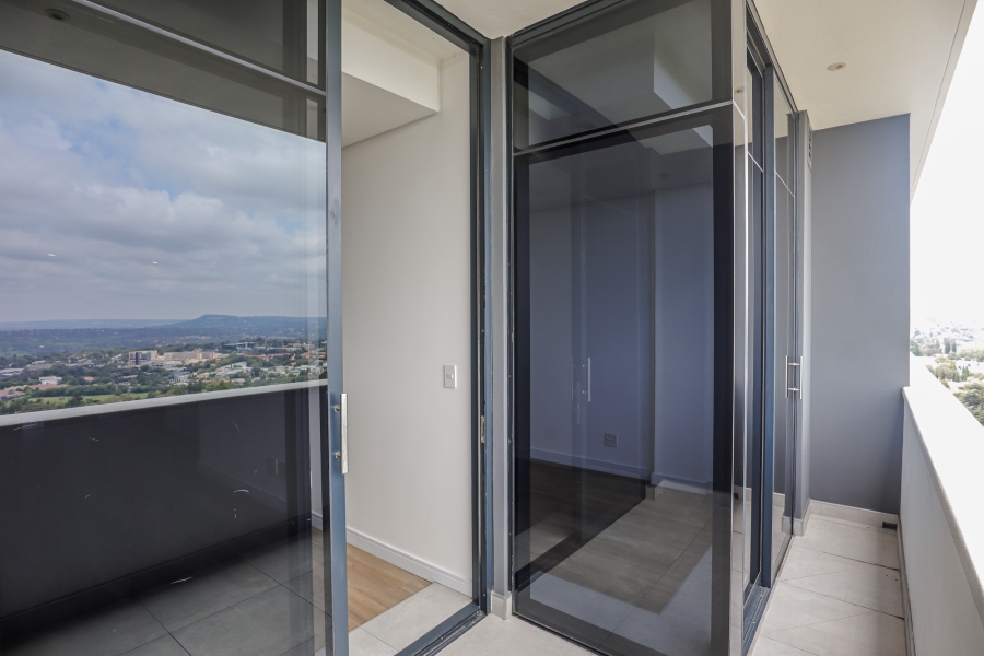 To Let 1 Bedroom Property for Rent in Illovo Gauteng