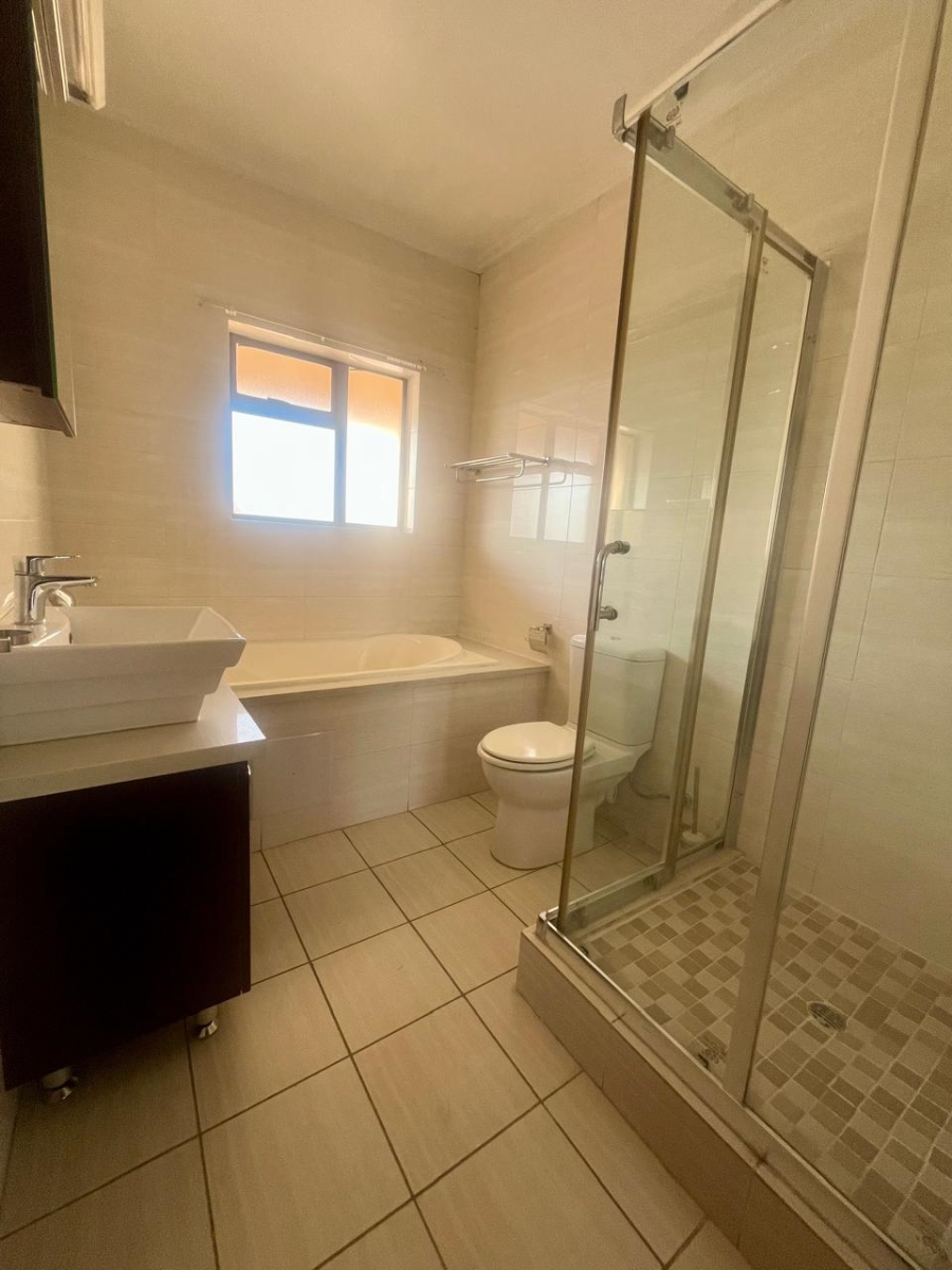 2 Bedroom Property for Sale in Summerset Gauteng