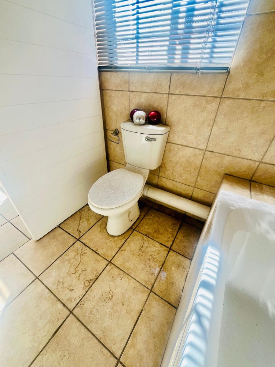 To Let 1 Bedroom Property for Rent in Ferndale Gauteng