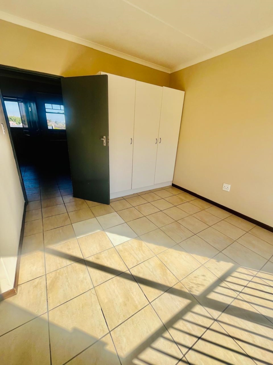 To Let 1 Bedroom Property for Rent in Ferndale Gauteng