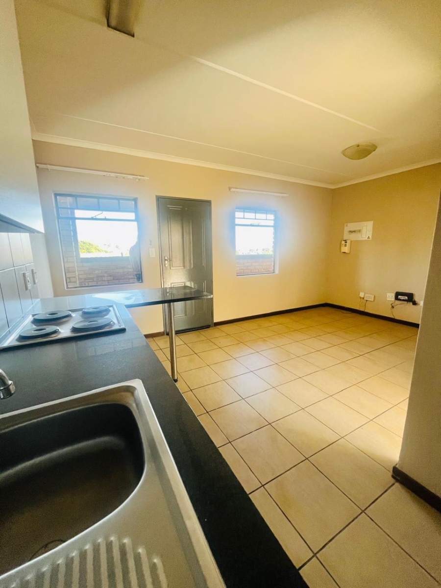 To Let 1 Bedroom Property for Rent in Ferndale Gauteng
