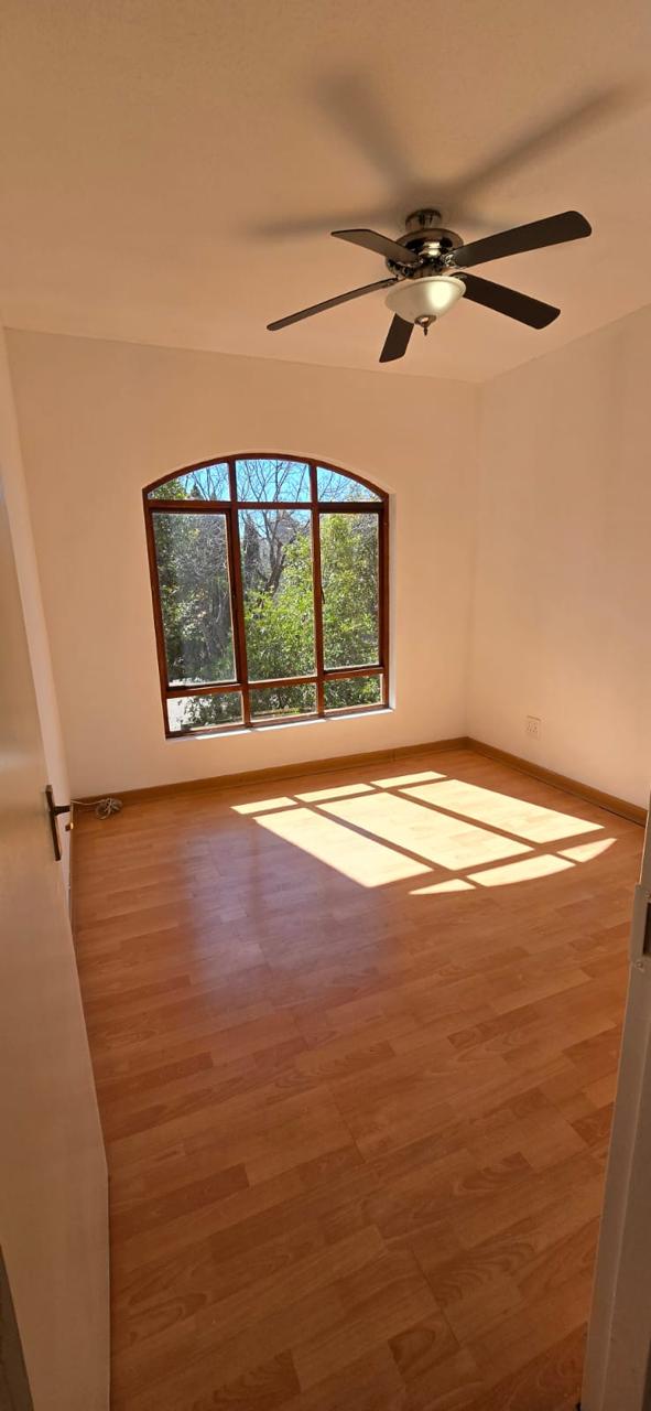 To Let 1 Bedroom Property for Rent in Lonehill Gauteng