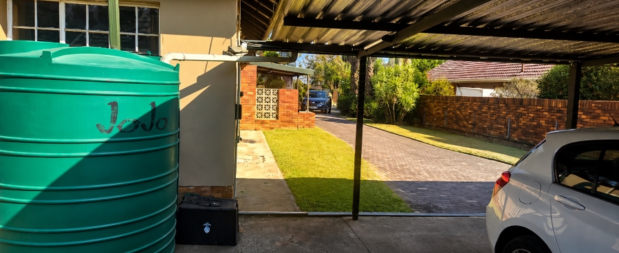 5 Bedroom Property for Sale in Selcourt Gauteng
