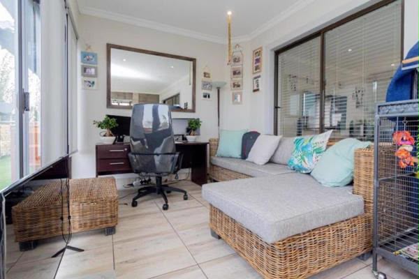 3 Bedroom Property for Sale in Helderwyk Gauteng