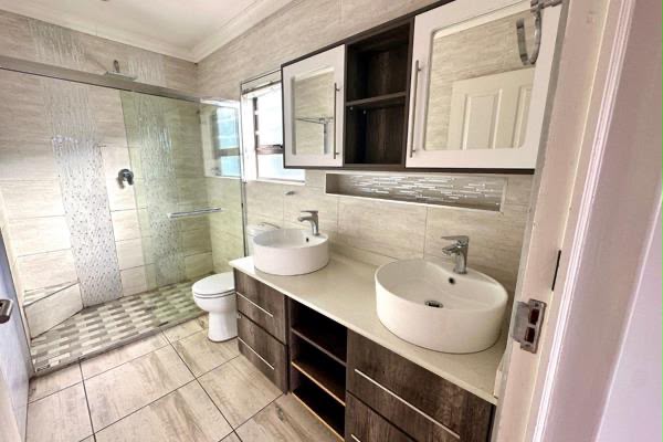 3 Bedroom Property for Sale in Helderwyk Gauteng