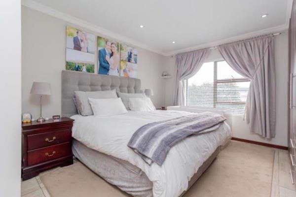 3 Bedroom Property for Sale in Helderwyk Gauteng
