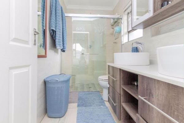 3 Bedroom Property for Sale in Helderwyk Gauteng