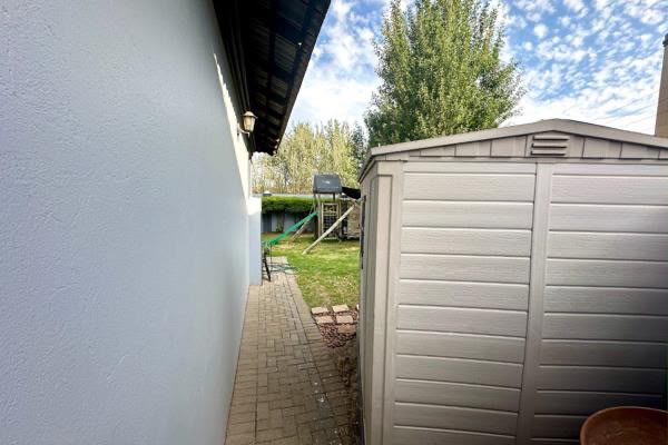 3 Bedroom Property for Sale in Helderwyk Gauteng