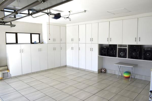 3 Bedroom Property for Sale in Helderwyk Gauteng